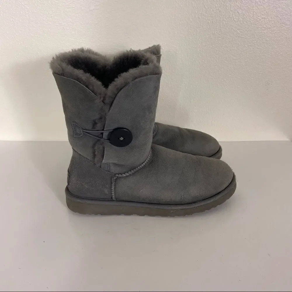 UGG Grey Bailey Button Fur Lined Boots Women’s 8